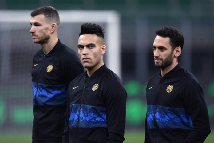 Lautaro Martinez_Dzeko_Calhanoglu_Inter_foto